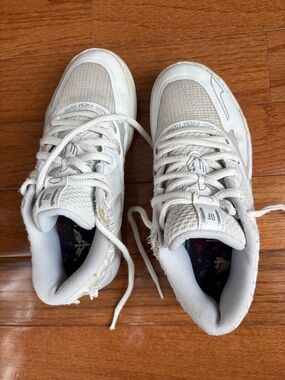 Nike White Low-Top Athletic Sneakers